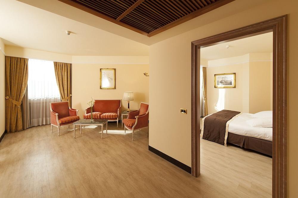 SHG Hotel De La Ville Vicenza Esterno foto