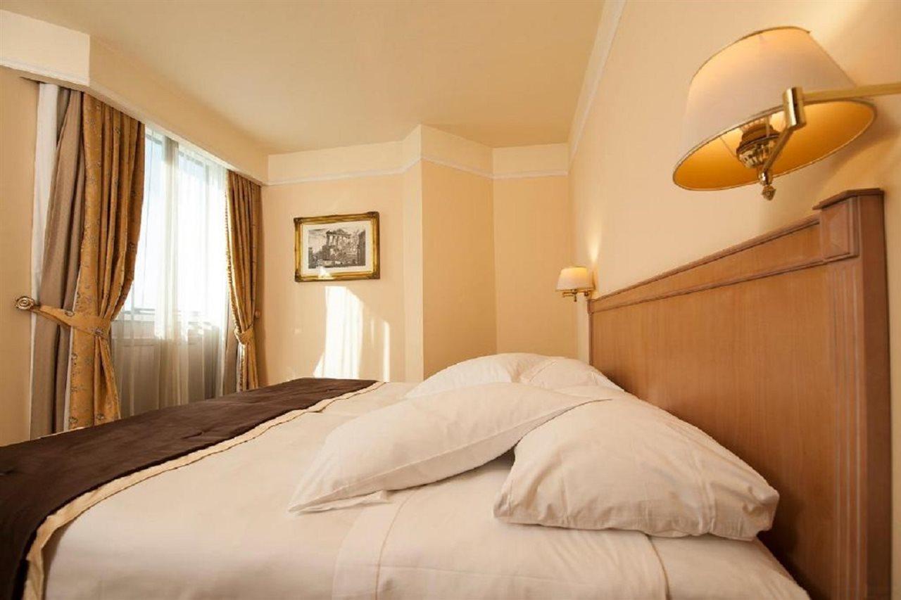 SHG Hotel De La Ville Vicenza Esterno foto